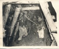 La foto è stata scattata all\'interno della galleria \"Telegrafo\" e ritrae MINNITI Filomeno Giovanni 1924 (in basso a sx)